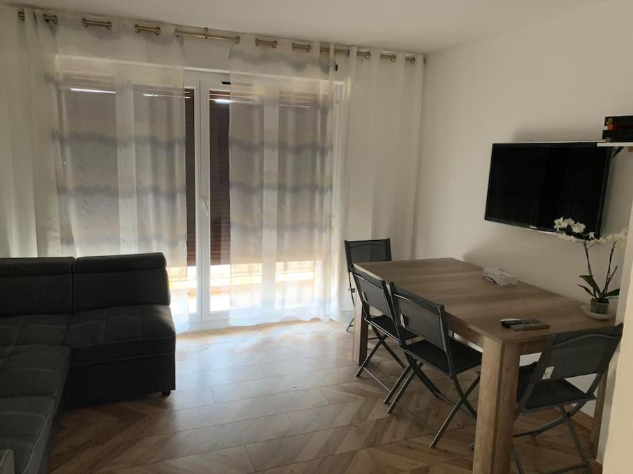 St Velodrome 3 Chambres Parking 8 Couchages Neuf Marseille Bagian luar foto